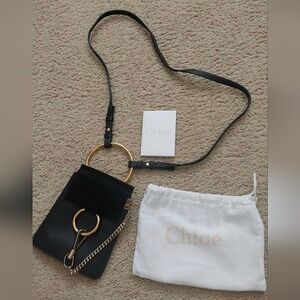 Chloe Faye Bracelet Crossbody Bag Leather and Suede Mini (black)